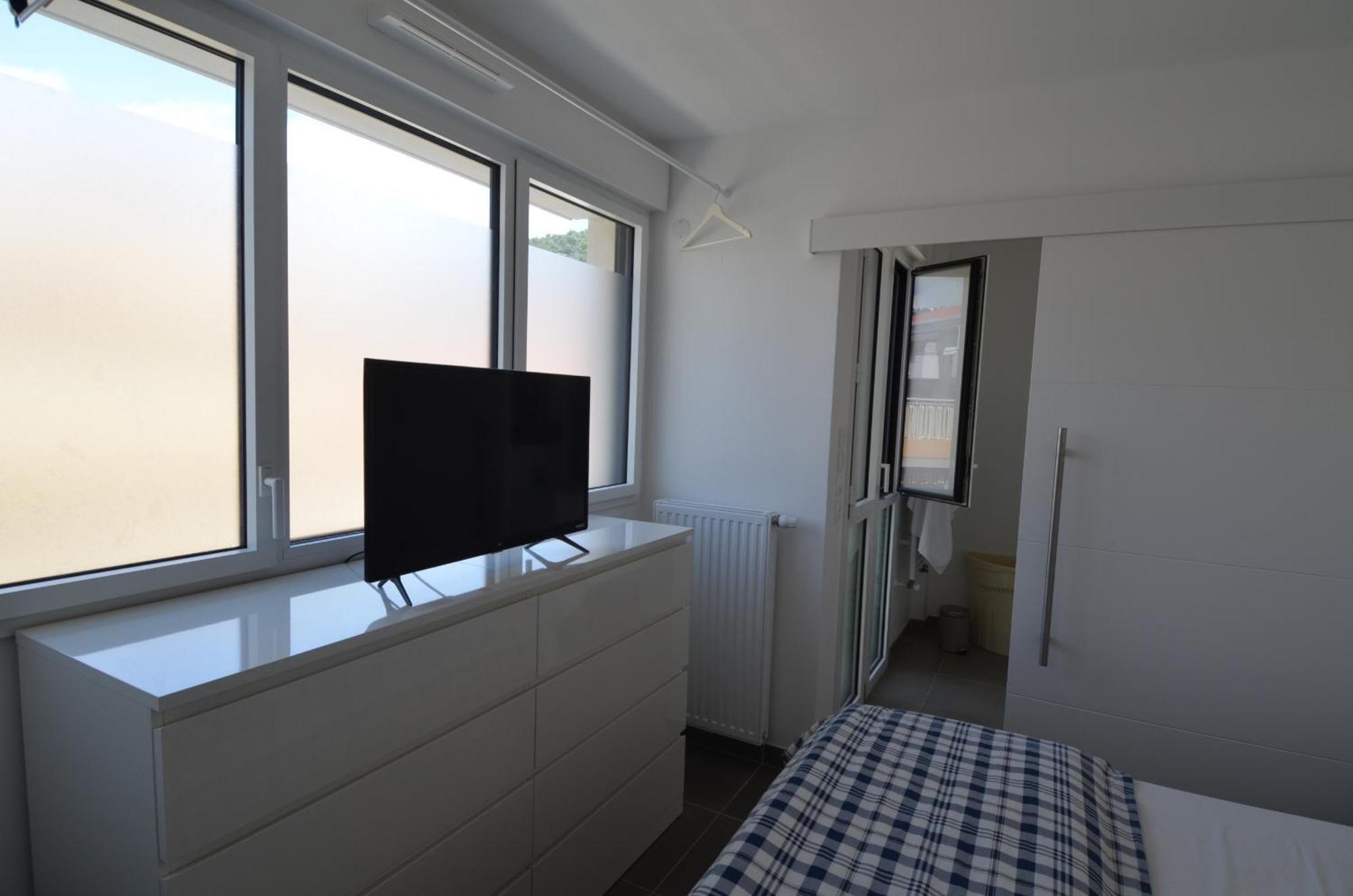 Villa Smolett - Appartement Cosy Au Coeur Du Quartier Du Port Nice Exterior foto